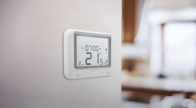 RTE 520OP - Nuevos termostatos programables Salus frío/calor con opción  OpenTherm - Sysclima
